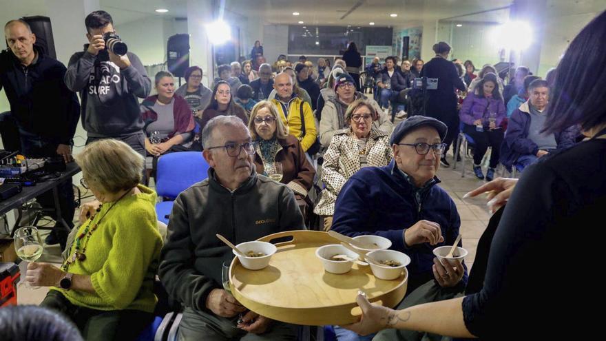 La demostración de cocina inspirada en el centollo y las setas, ayer. |  Iñaki Abella