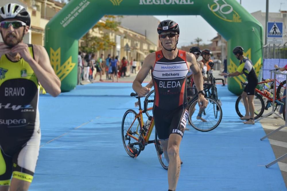 Llegada a la meta del Triatlón Villa de Fuente Álamo