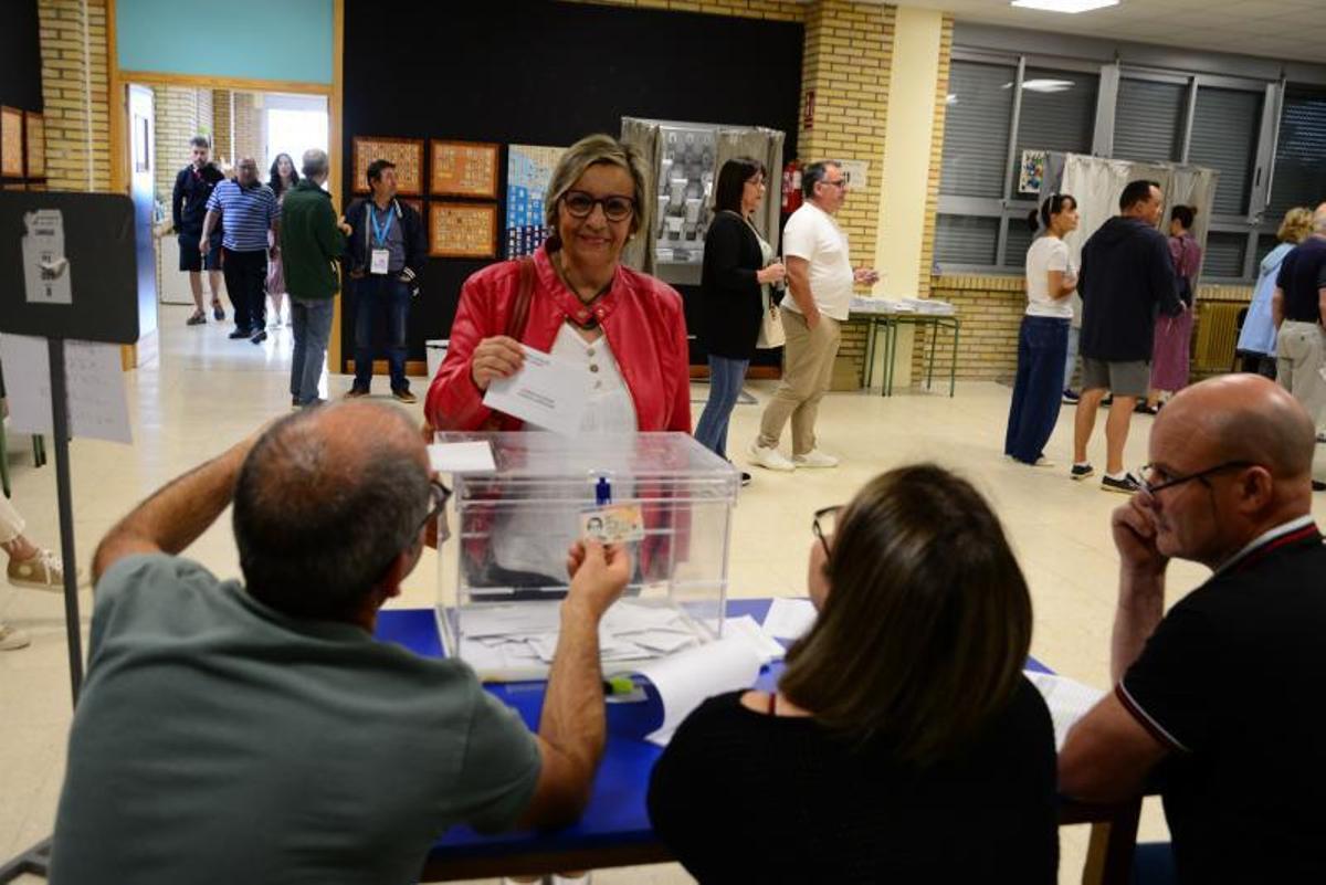 El PP gana en las 32 mesas y lamenta que 3 votos de EU le hayan arrebatado la mayoría absoluta