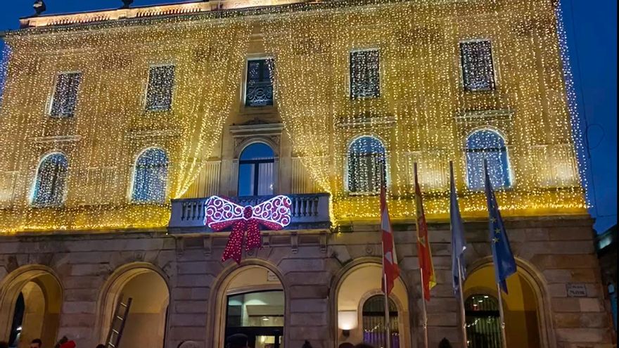 Así ha sido el encendido de las luces de Navidad en Gijón