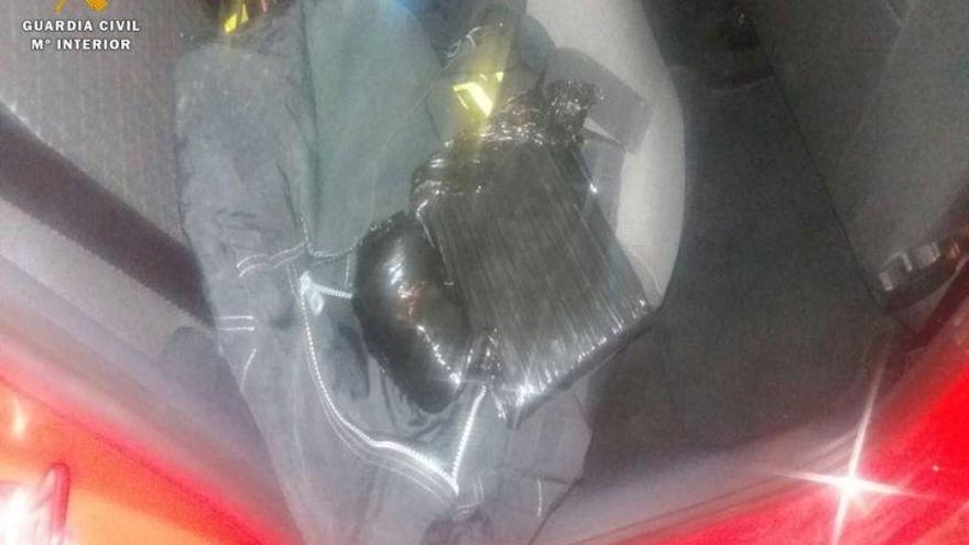 Detenido un vecino de Ejea con 875 gramos de cocaína en el interior del coche