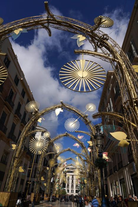 Nuevo alumbrado de Navidad en la calle Larios.