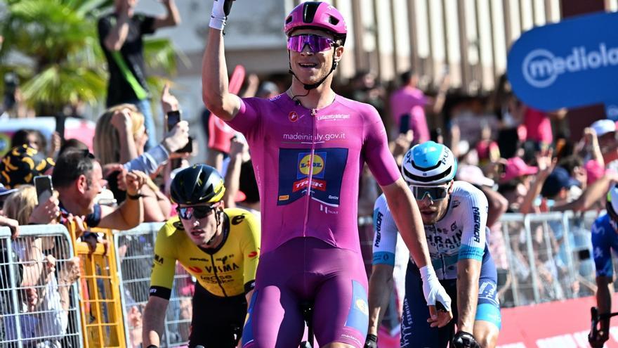 La tredicesima tappa del Giro d’Italia, in immagini