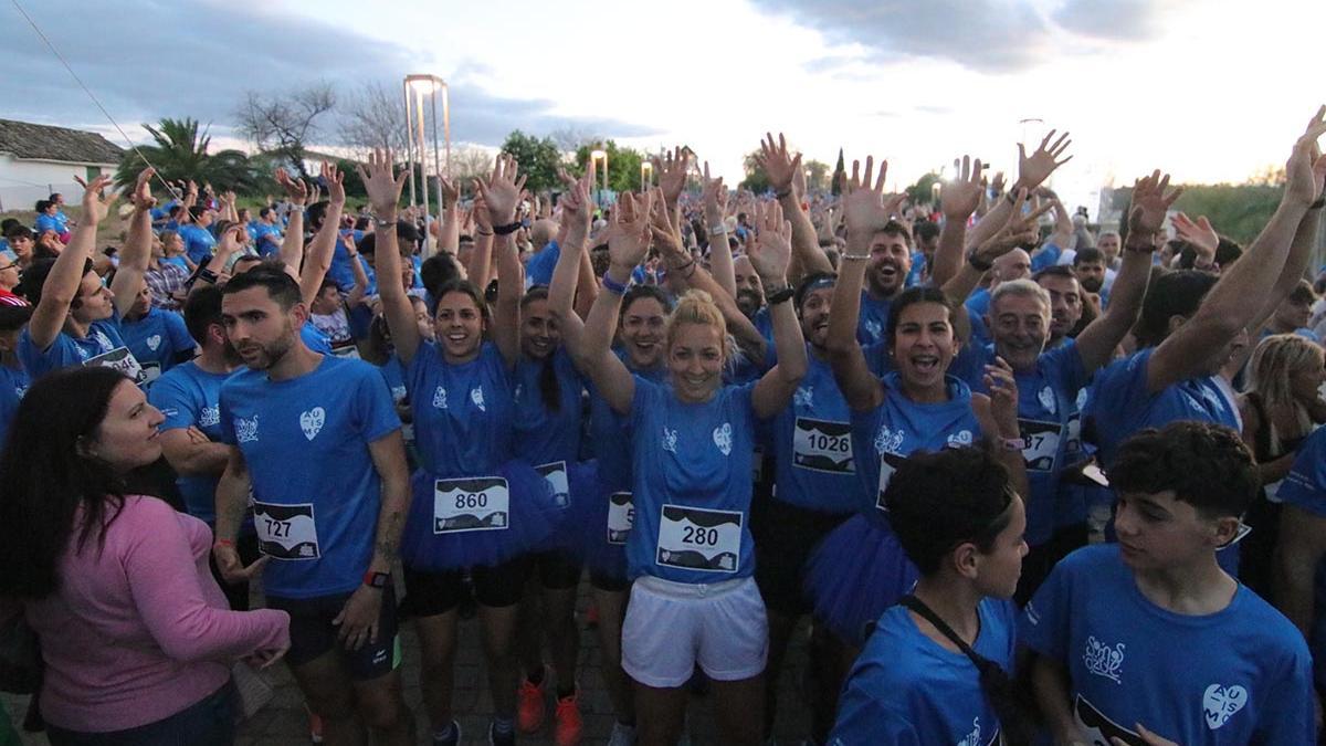 La carrera nocturna 'Somos azul' en favor de las personas con TEA