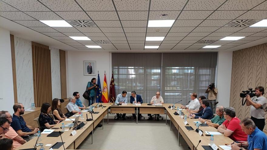La Comunidad moviliza a sus expertos en agua para defender el Trasvase y preparar el nuevo ciclo de planificación hidrológica
