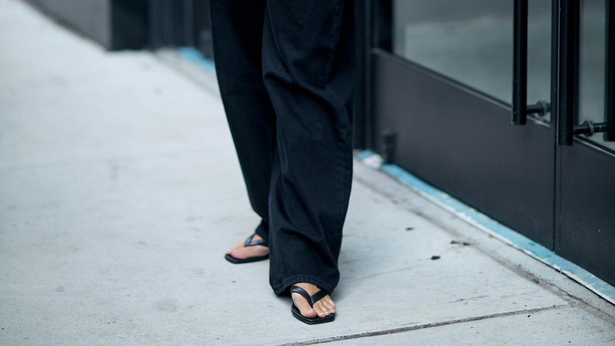 5 sandalias planas de Zara que serán las reinas del verano