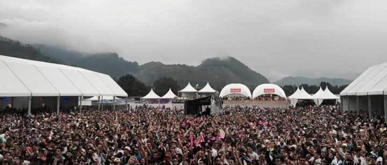 Asistentes a uno de los conciertos, este fin de semana.