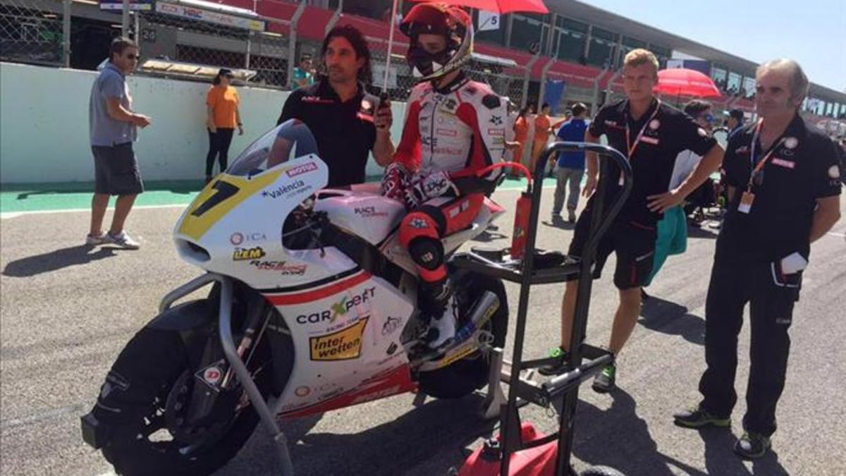 Iker Lecuona piloto de Moto2