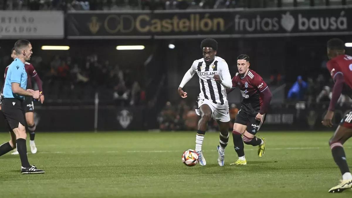 Lottin, en un encuentro del Castellón, la pasada temporada.