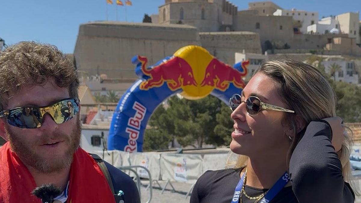 Gonzalo Montoya y Ale Agulló, influencers españoles, en la Red Bull Ibiza Royale.