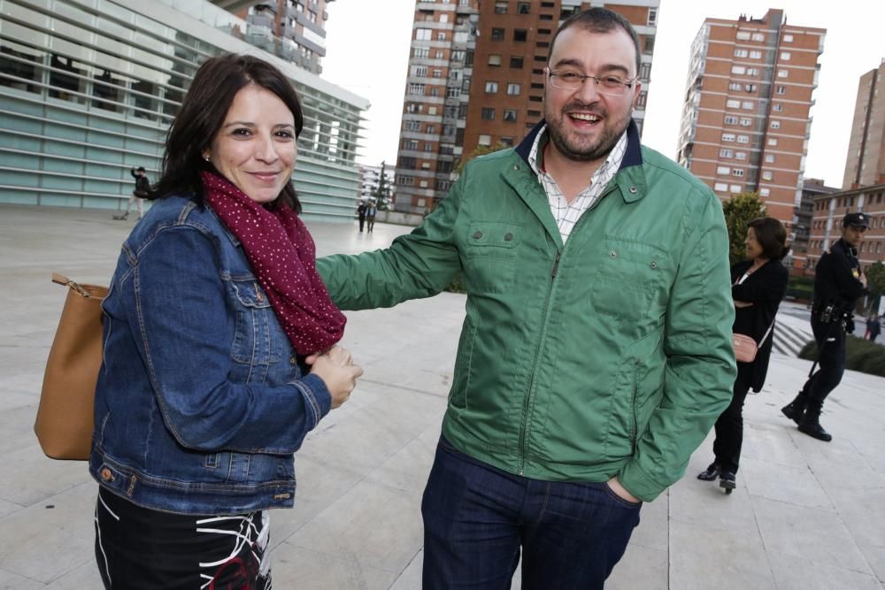 Pedro Sánchez participa en la Fiesta de la Rosa en Oviedo