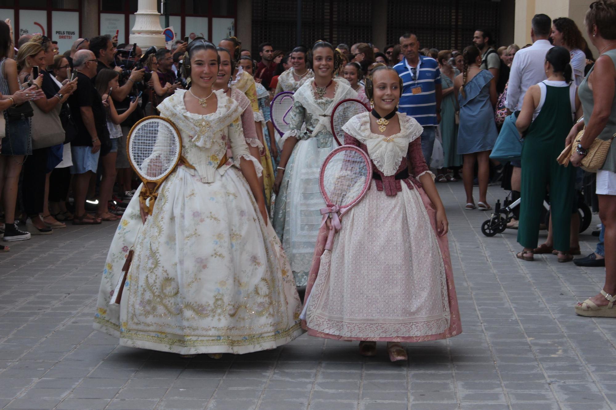 Las candidatas a falleras mayores de València, en la Batalla de Flores