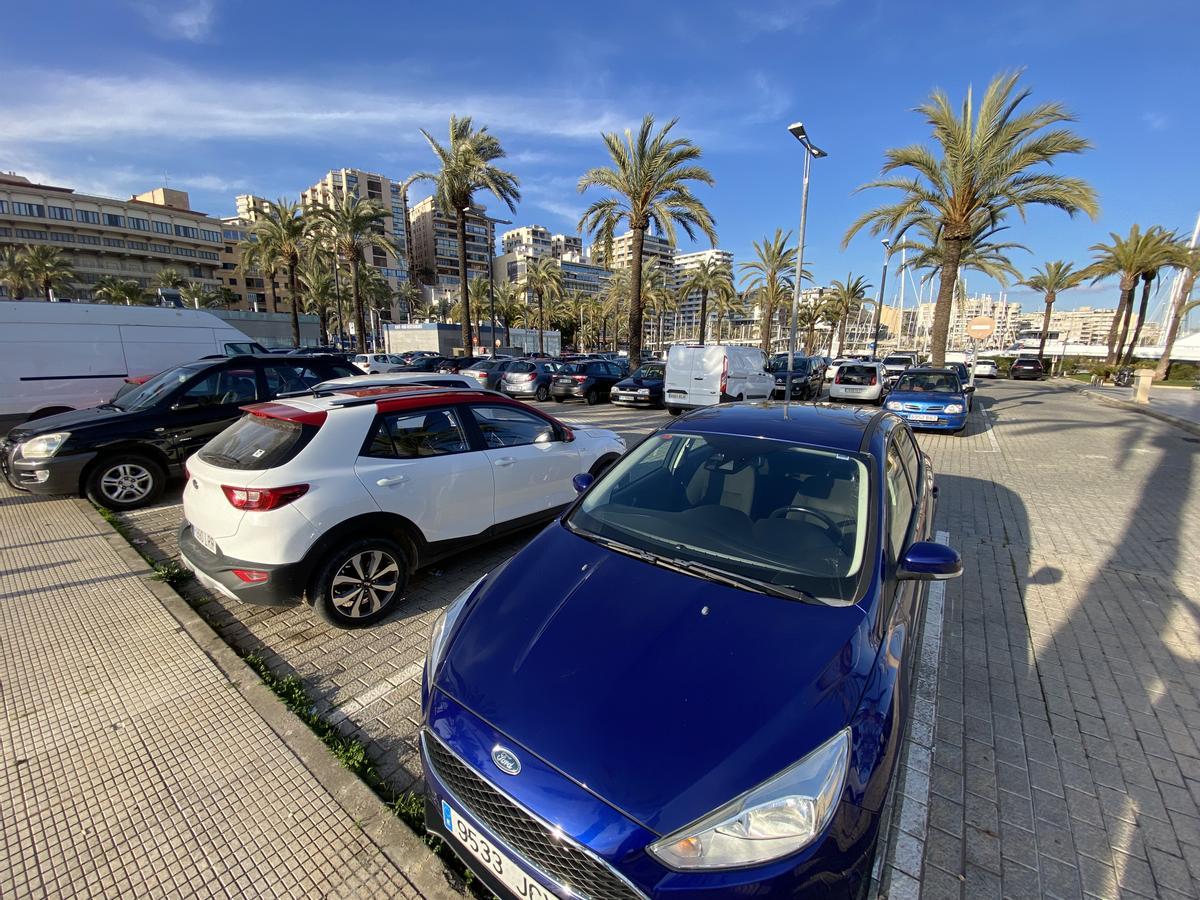 Aparcamiento del muelle de las golondrinas