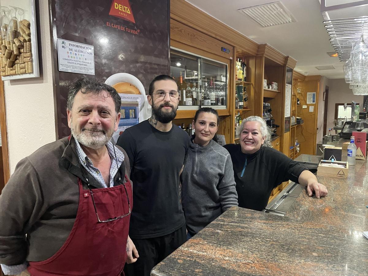 Vicente Pinilla, Alejandro, Lourdes e Isabel, en La Moncloa.