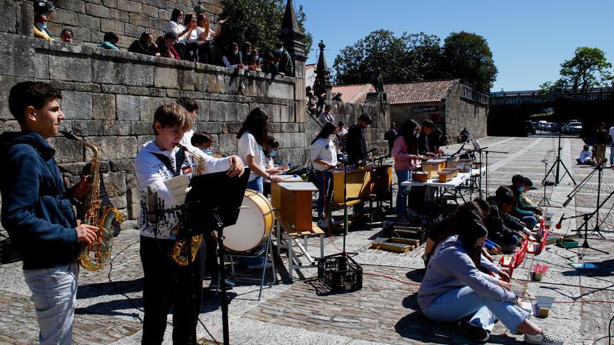 El programa Musiqueando regresa a Fefiñáns con alumnos de dos institutos