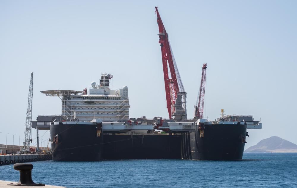 Granadilla 'repara' un gran barco