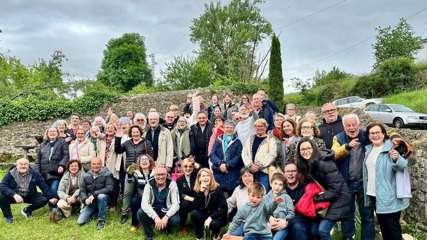 Nava y Clohars-Carnoët refuerzan su hermanamiento de más de tres décadas con un nuevo encuentro marcado por la cultura europea de la sidra y los vínculos vecinales