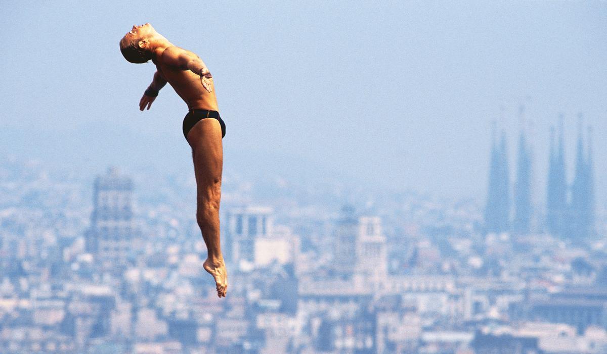 Salto de trampolín en la piscina de Montjuïc, durante los Juegos Olímpicos de Barcelona 92