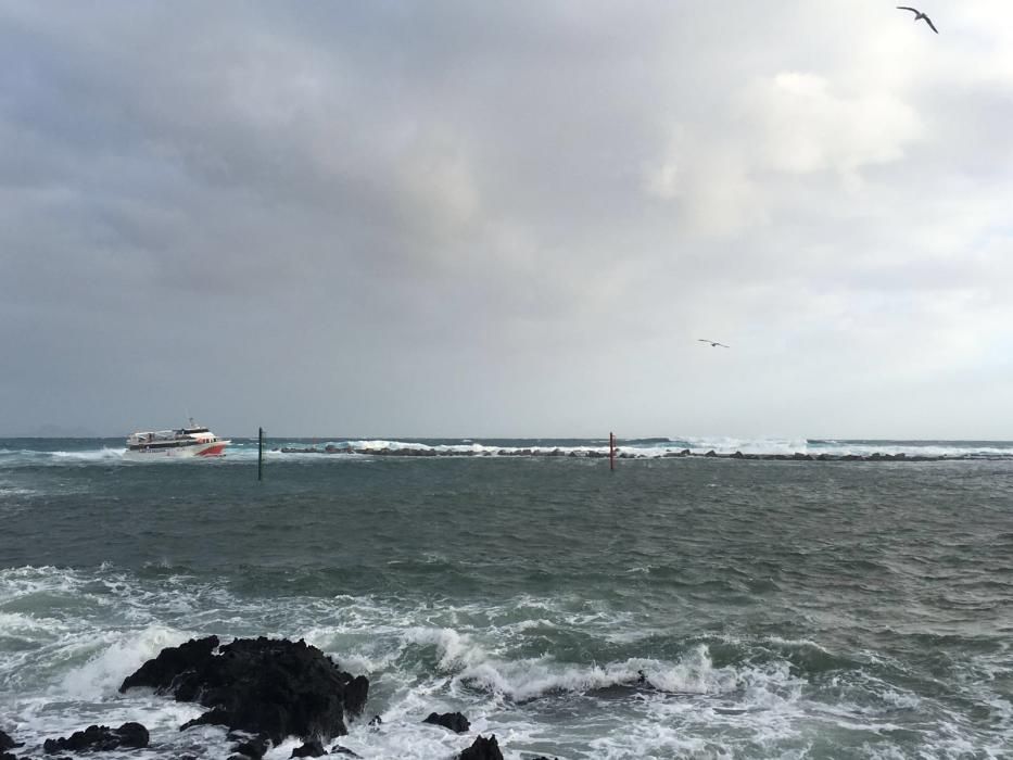 Aviso amarillo en Lanzarote por viento y oleaje