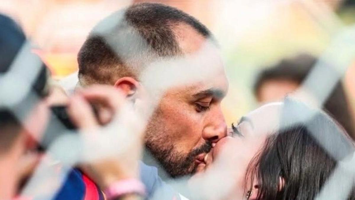 Borja y María se besan tras ganar el Mundial.
