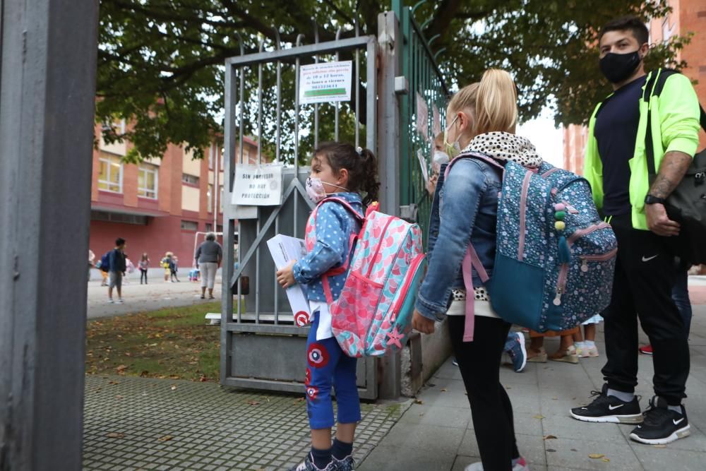 Gijón: vuelta a clase de mascarilla y sin lloros