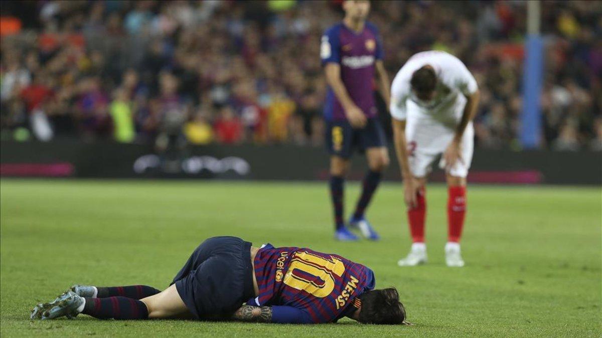 Messi se fracturó el radio del brazo derecho ante el Sevilla