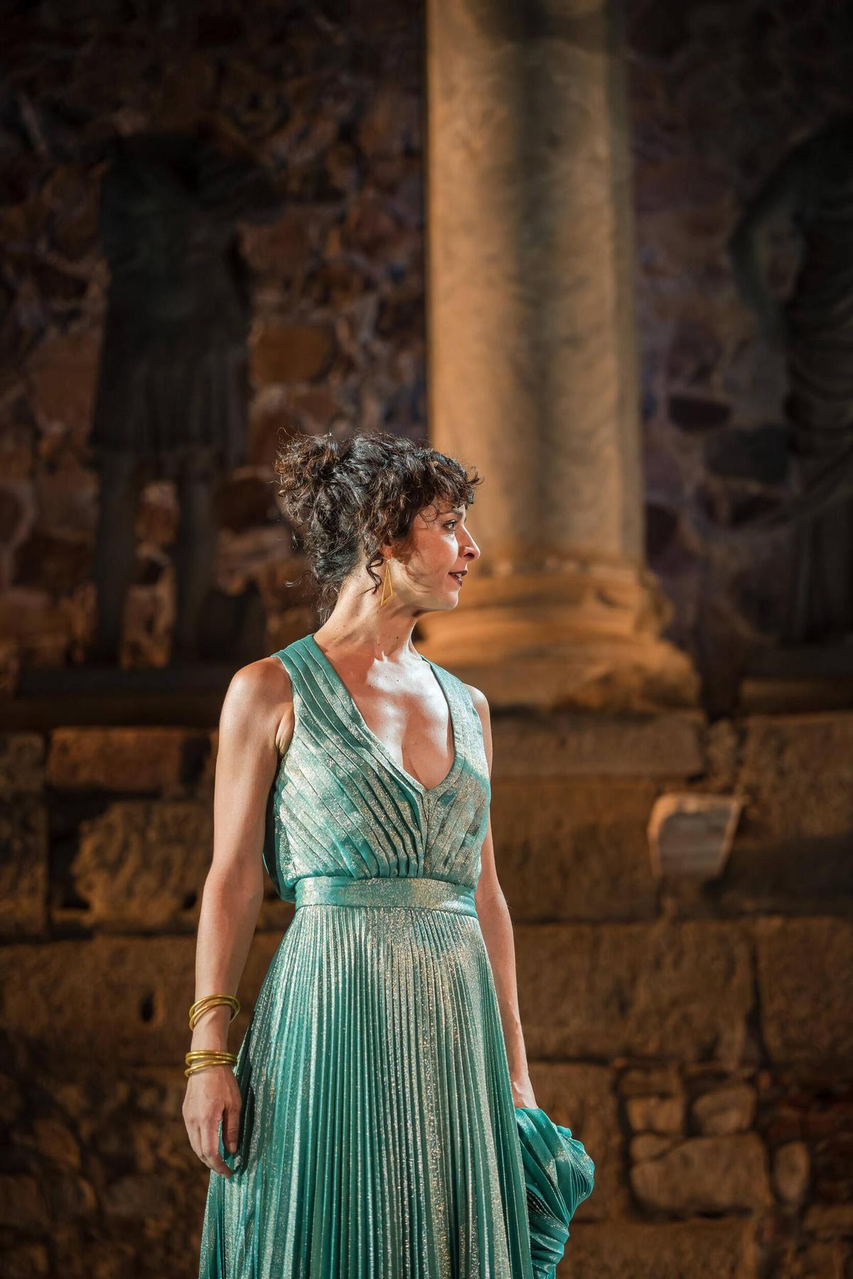 El Teatro Romano de Mérida acoge la puesta en 'Electra' El Teatro Romano de Mérida acoge la puesta en 'Electra'