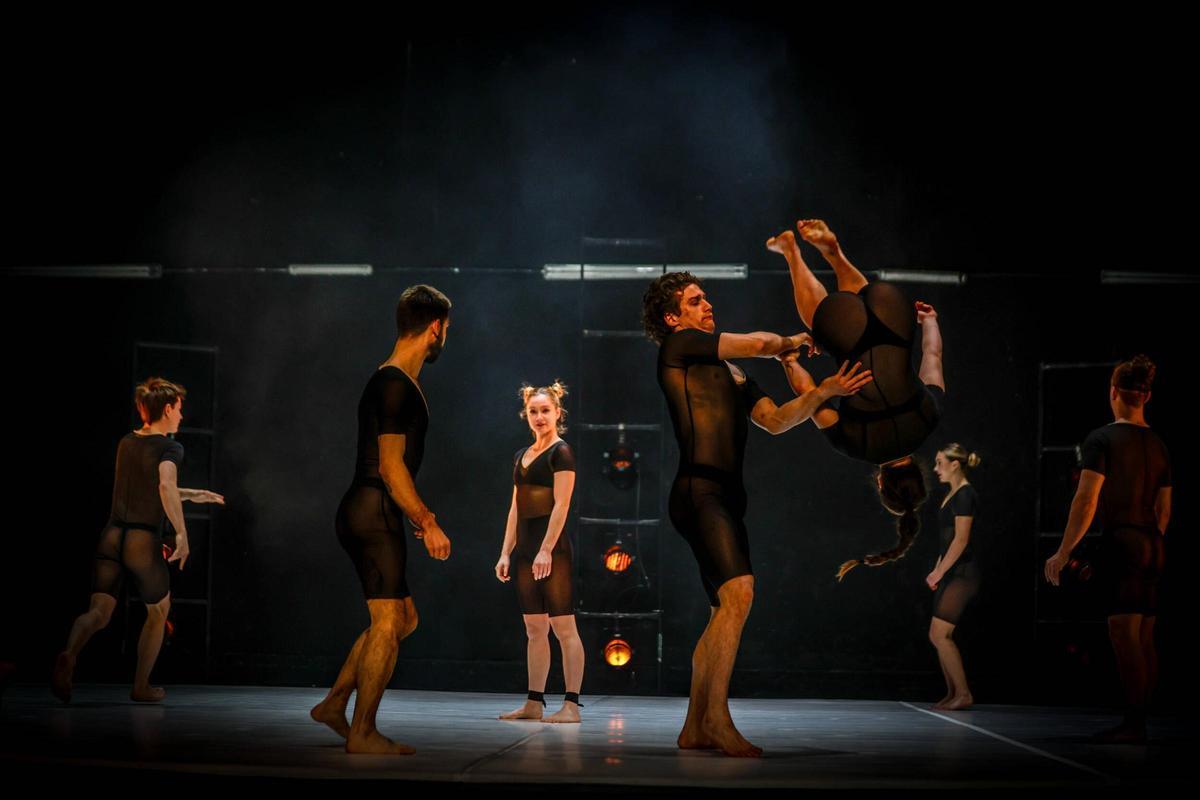 Humans 2.0 , espectáculo de circo contemporáneo de la compañía australiana Circa que aterriza en el Coliseum