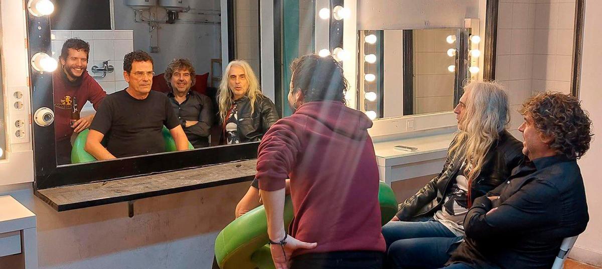 La banda La Gripe y Tú actúa en el centro cívico Delicias