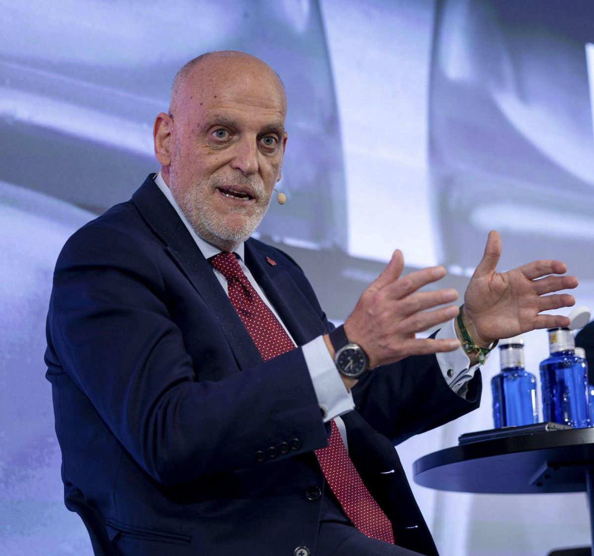 El límit salarial del Barça s’enfonsa