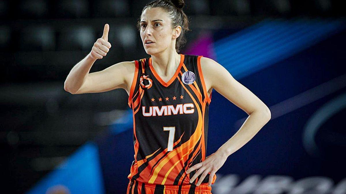 Alba Torrens, en un partido de Euroliga con el Ekaterimburgo