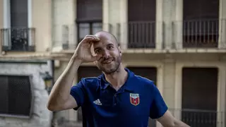 Josué Fernández, el zaragozano que escucha a través de los ojos: "No somos gente rara, somos sordos... ¿y?"