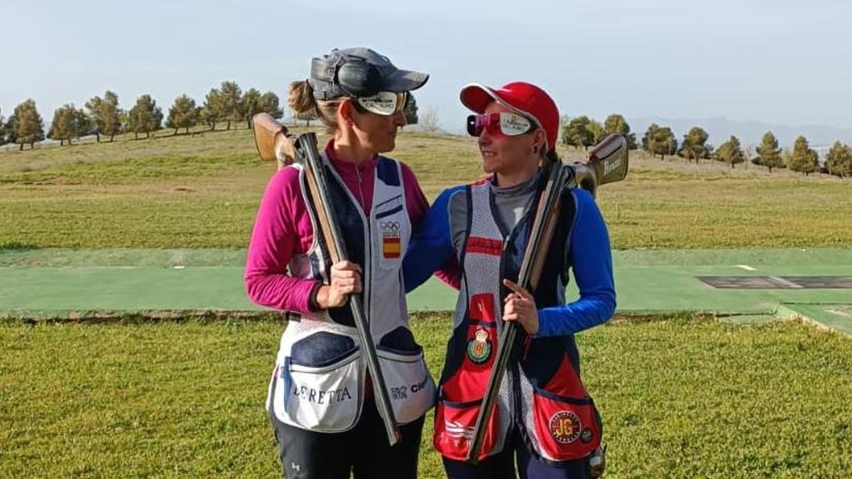 Fátima Gálvez y Mar Molné, a la finalización de la competición.
