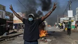 Protestas en Senegal tras la decisión del presidente de aplazar las elecciones previstas para el 25 de febrero