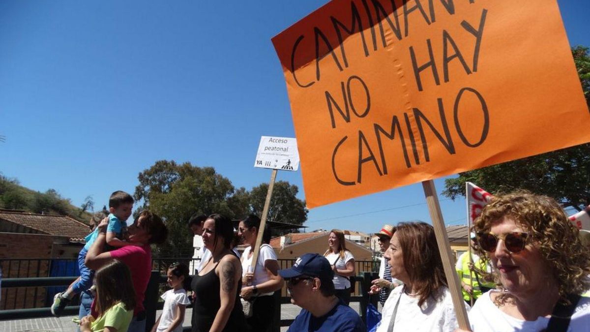 Marcha de los vecinos de la Junta de los Caminos en 2024.