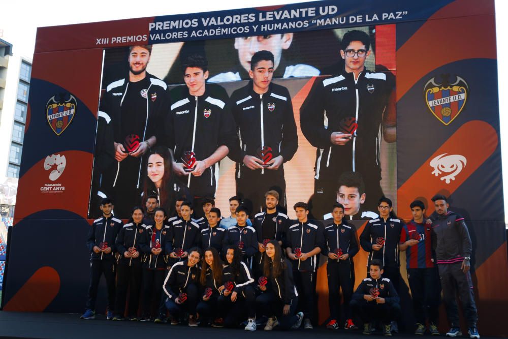 Presentación de la nueva ciudad deportiva del Levante UD en Nazaret