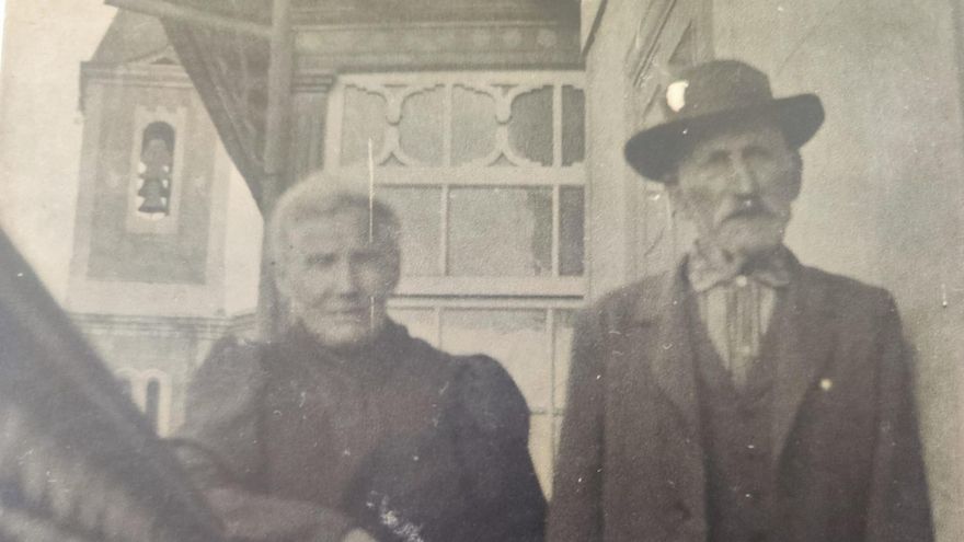 El fundador de El Infierno, la histórica sidrería de Grado, se pone cara con una foto de 1890: este el lugar donde puedes ver la imagen