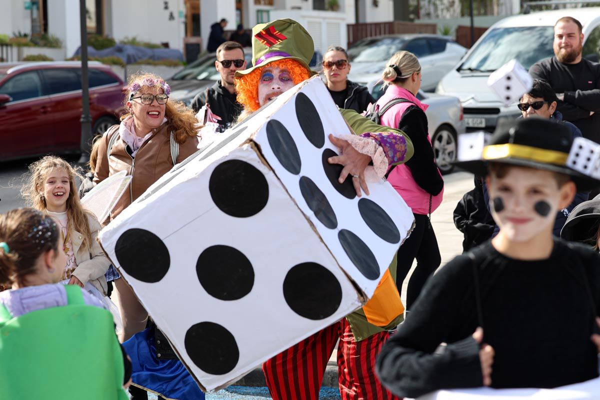 Todas las imágenes de la rúa de carnaval de Sant Josep