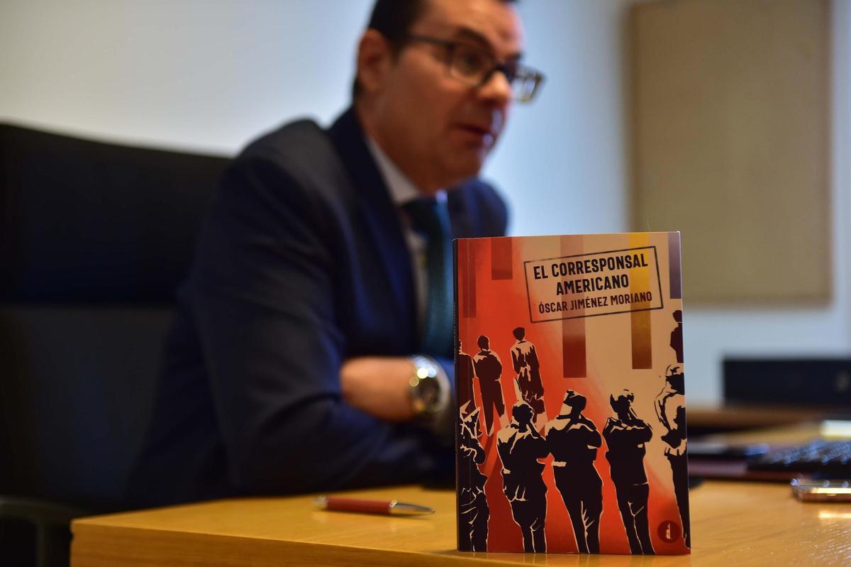 El juez de Plasencia explica los entresijos de su última novela.