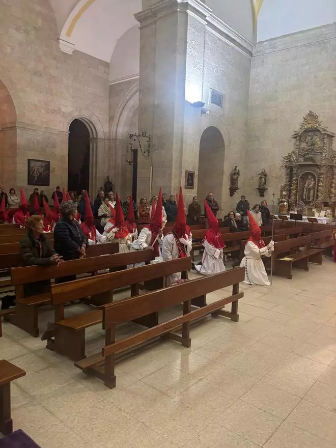 GALERÍA | Y se hizo el Silencio en la Semana Santa de Fuentesaúco