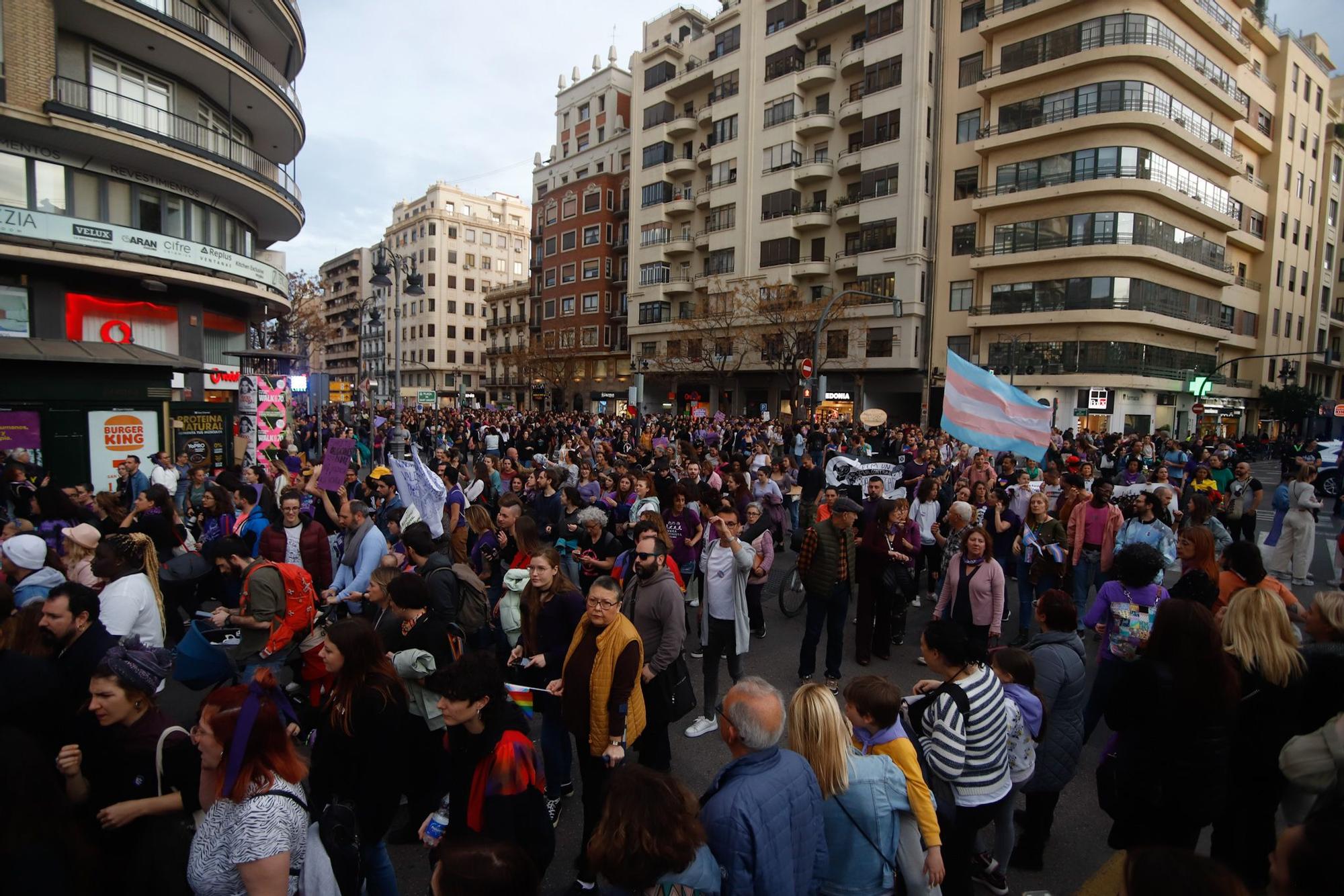 La manifestación de la Coordinadora Feminista de València para celebrar el 8 M