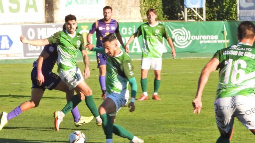 Renan Zanelli buscando la oportunidad ante el Palencia. | // F. CASANOVA