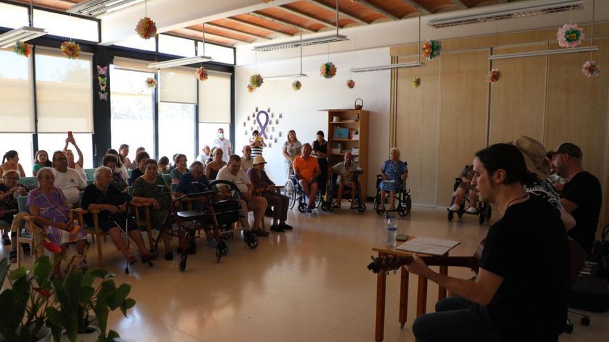 Projecte Mut lleva su música al Centro de Mayores de Formentera