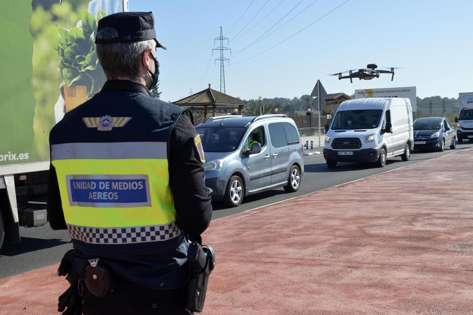 La Policía Local de Elche impone 75 sanciones por incumplir el cierre perimetral