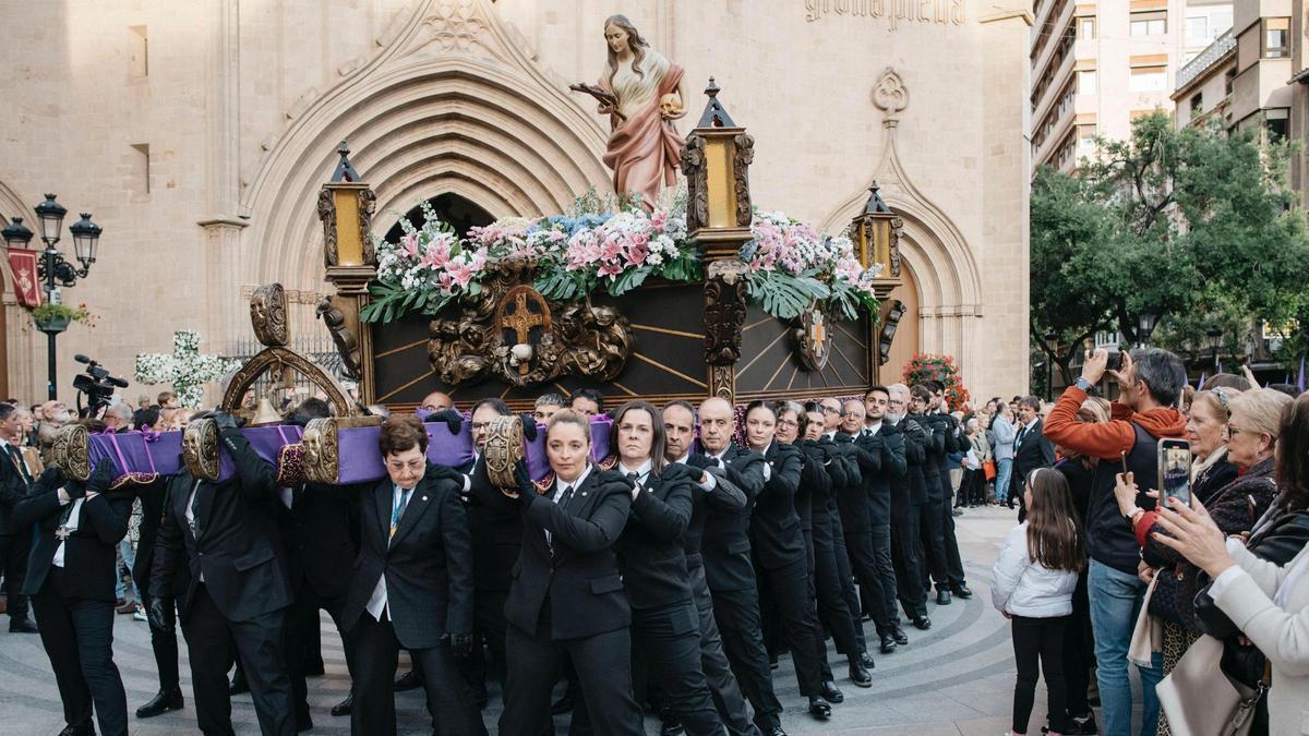 El Viernes Santo, los pasos se trasladarán desde sus templos a la plaza Mayor de la ciudad.