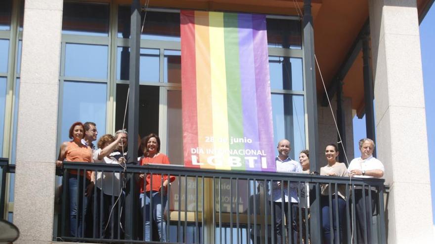 Córdoba, unida en pleno y orgullosa del colectivo LGTBI