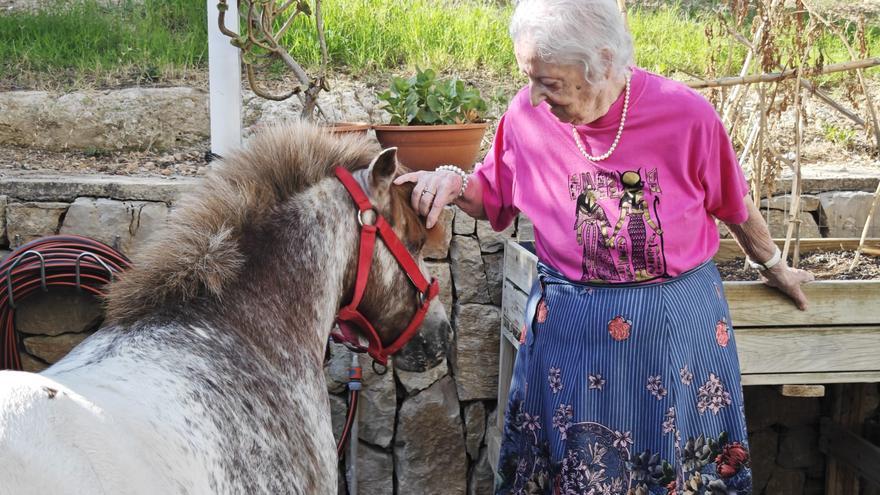 Lletra menuda: La vida cotidiana entra en la residencia