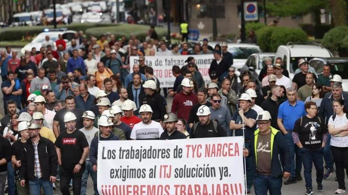 Manifestación de los trabajadores de Tyc Narcea en Oviedo del pasado mes de abril.