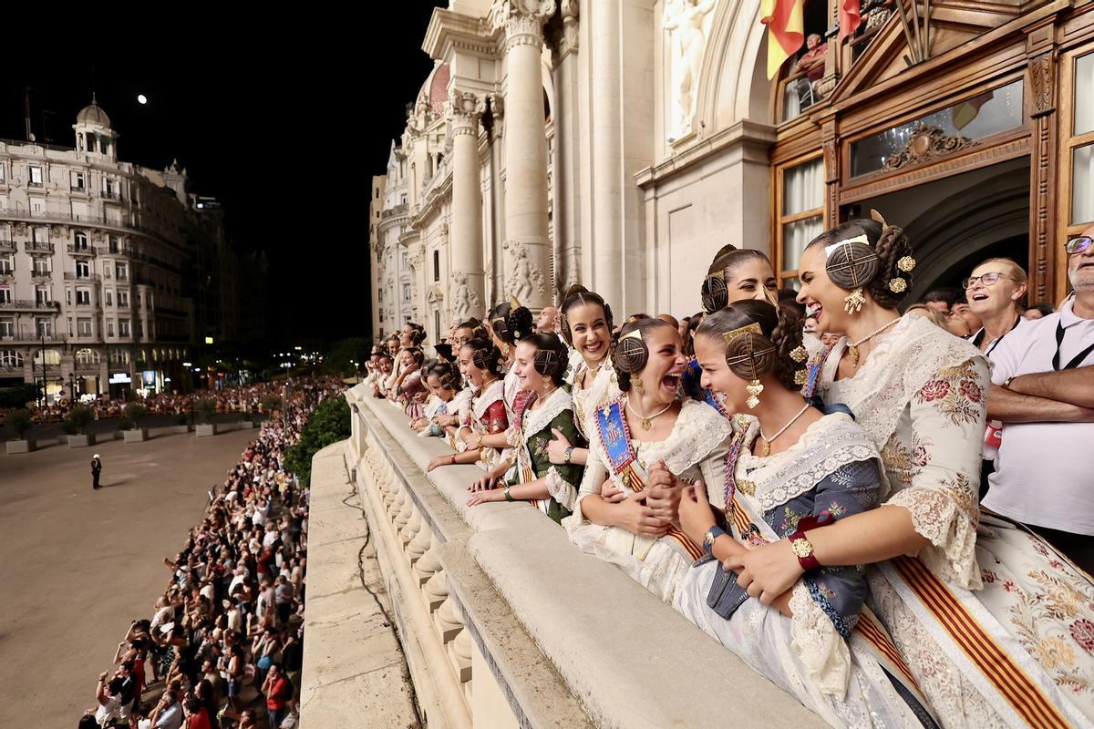 La pirotecnia echa el cierre a la Gran Fira de València