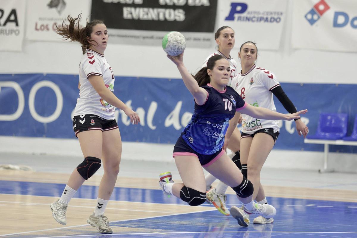 El Lobas Oviedo Balonmano Femenino gana al Lleida y asciende a la Liga Guerreras Iberdrola El Lobas Oviedo Balonmano Femenino gana al Lleida y asciende a la Liga Guerreras Iberdrola